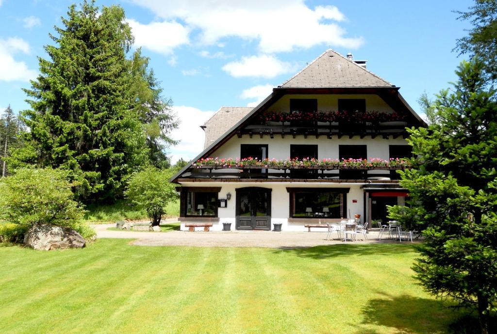 Hotel Gaestehaus Behabuehl Feldberg  Zewnętrze zdjęcie